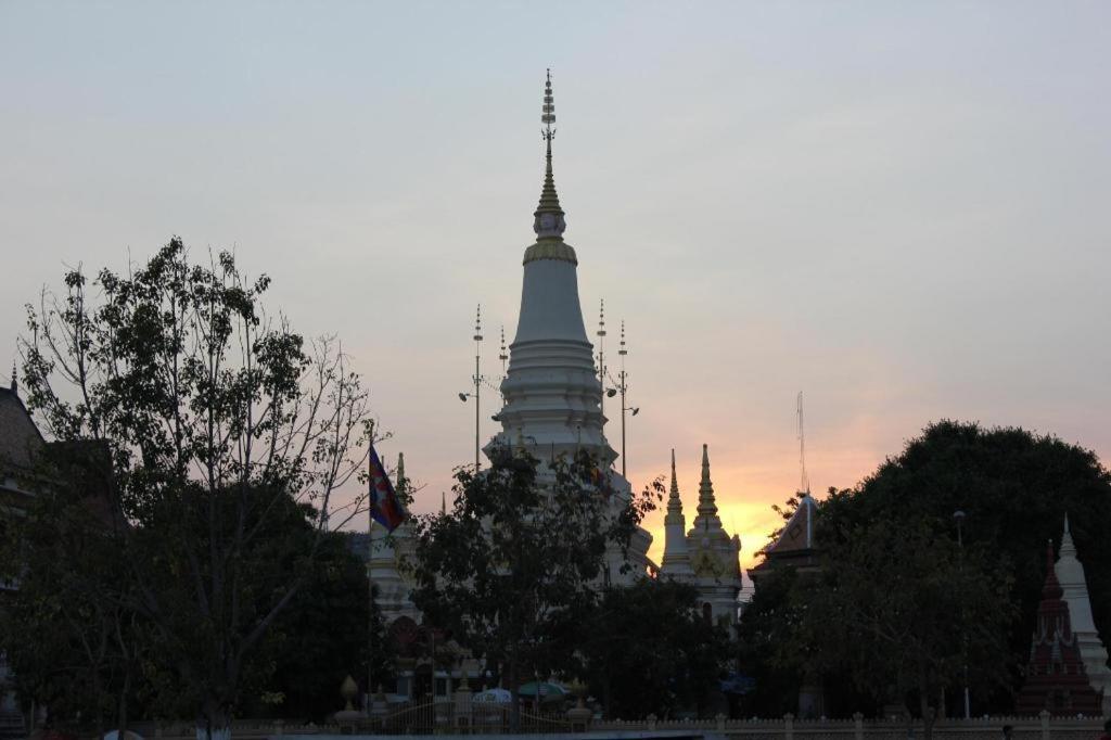 Hotel Zing Phnom Penh Eksteriør billede
